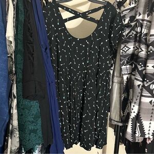 Women's Black with Arrow Patterned Dress (Torrid Size: 2)